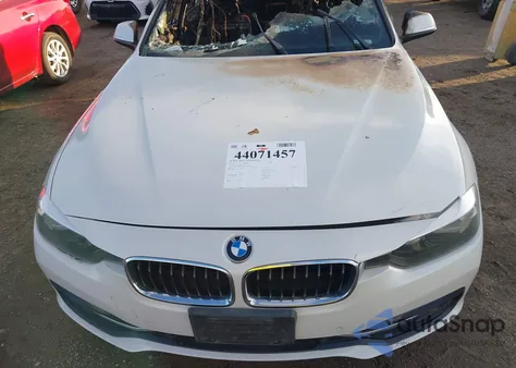 2016 BMW 328I z USA, uszkodzony, nr VIN WBA8E9C5XGK604215